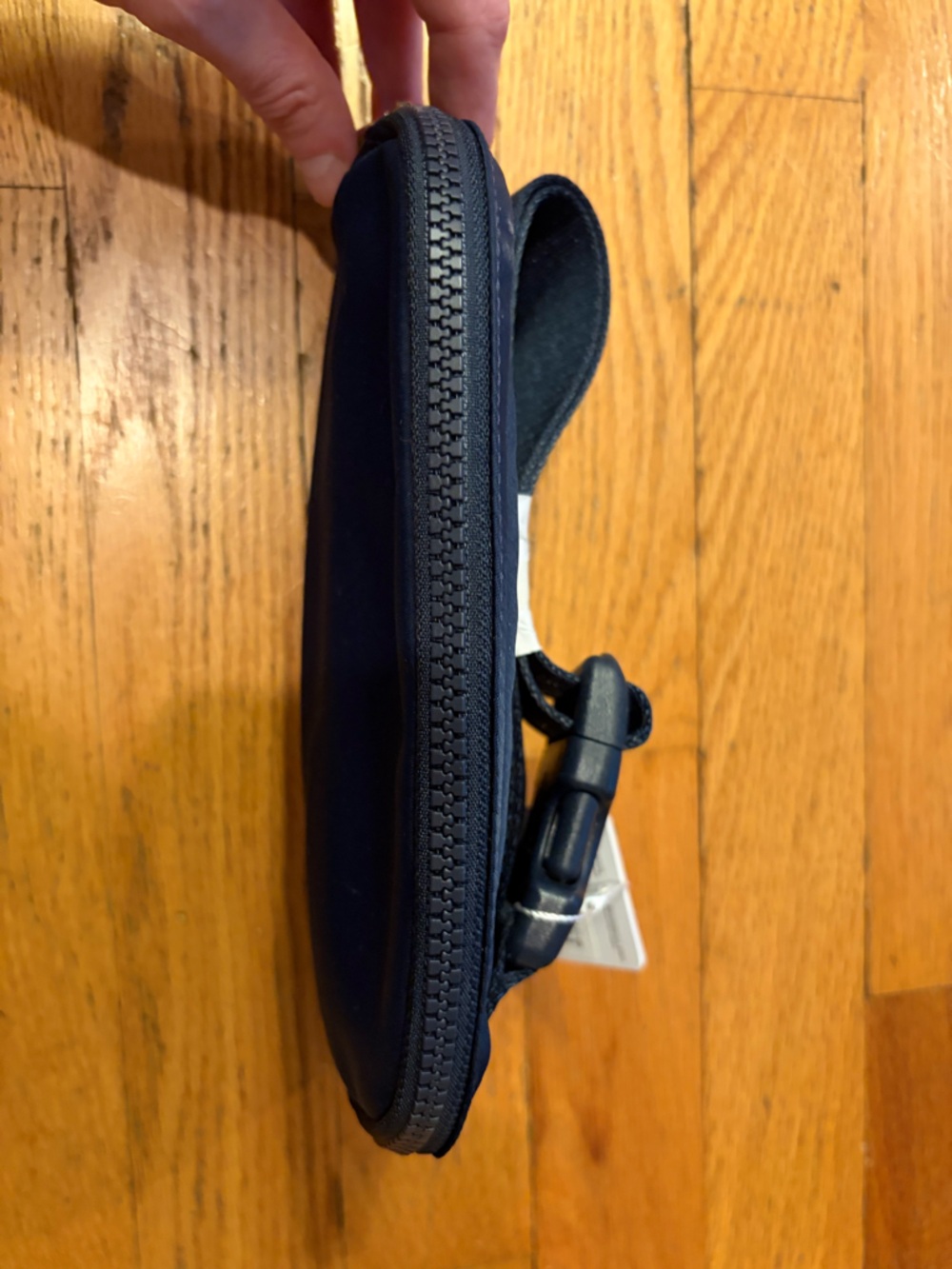 lululemon everywhere belt bag. New with tags. - Picture 3 of 3